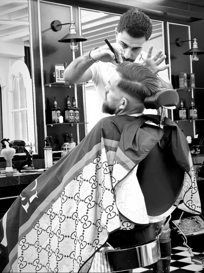 Bartpflege und Rasur im Dloo Barbershop